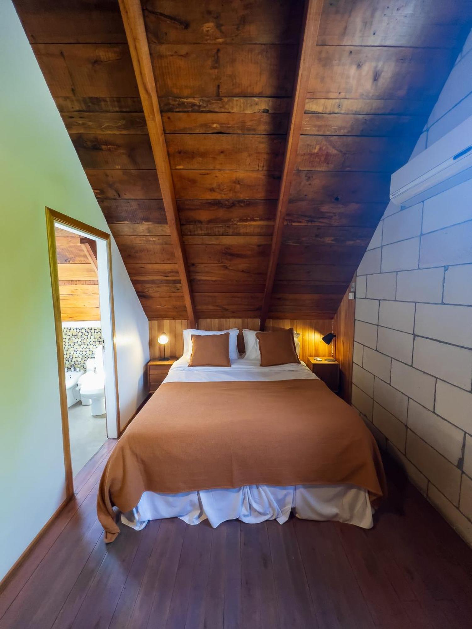 Wesley House Hosteria Boutique San Martin de los Andes Exterior photo